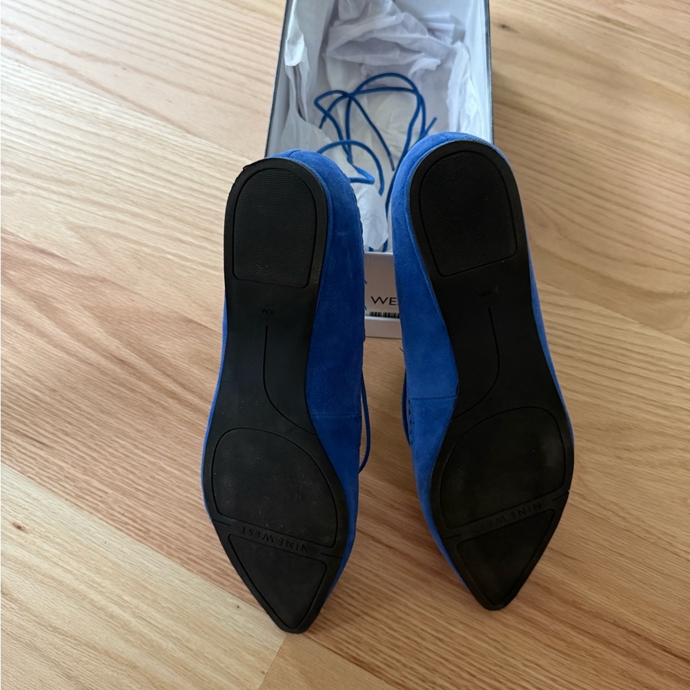 Nine West Women's Blue Lace-Up Flats - Picture 2 of 4
